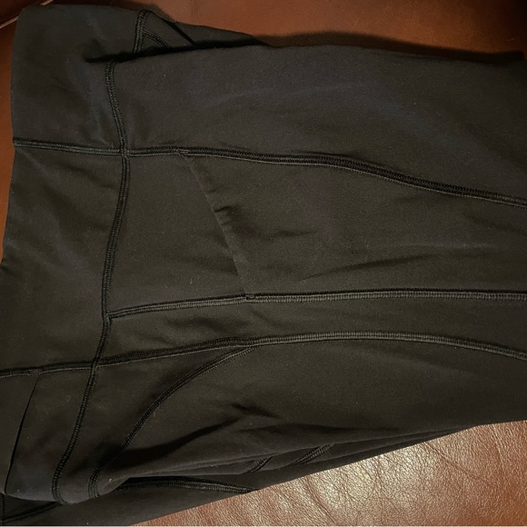 Lululemon Time to Sweat Crop 23” - Picture 10 of 13